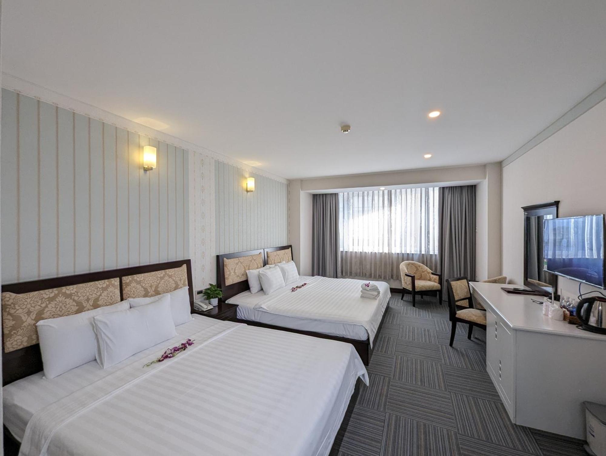 Dong Kinh Hotel Ho Chi Minh-staden Exteriör bild