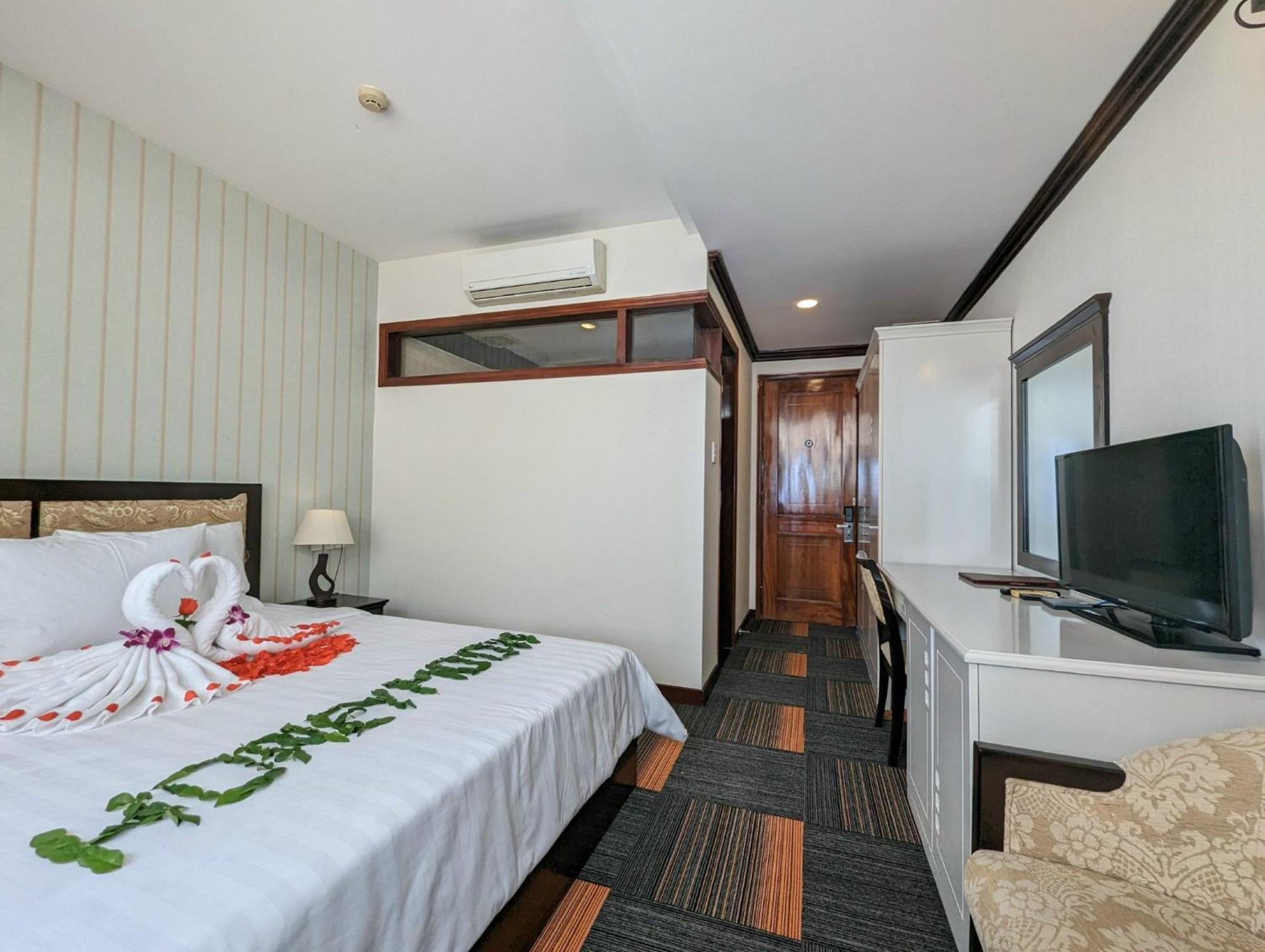 Dong Kinh Hotel Ho Chi Minh-staden Exteriör bild